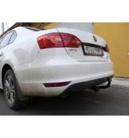 Фаркоп для Volkswagen Jetta 2011- съемный крюк на двух болтах 1500кг Автос